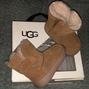 Authentic Baby UGG NWOT Size 1 Keelan